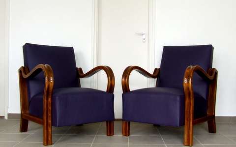 Vintage pair of art deco bedside cabinets.