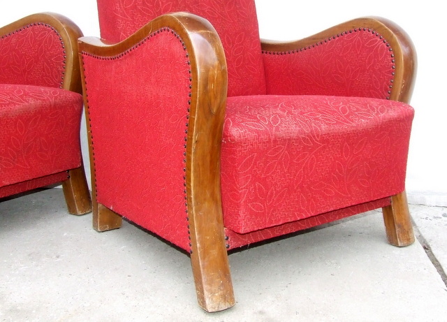 Art Deco design and original upholstery.